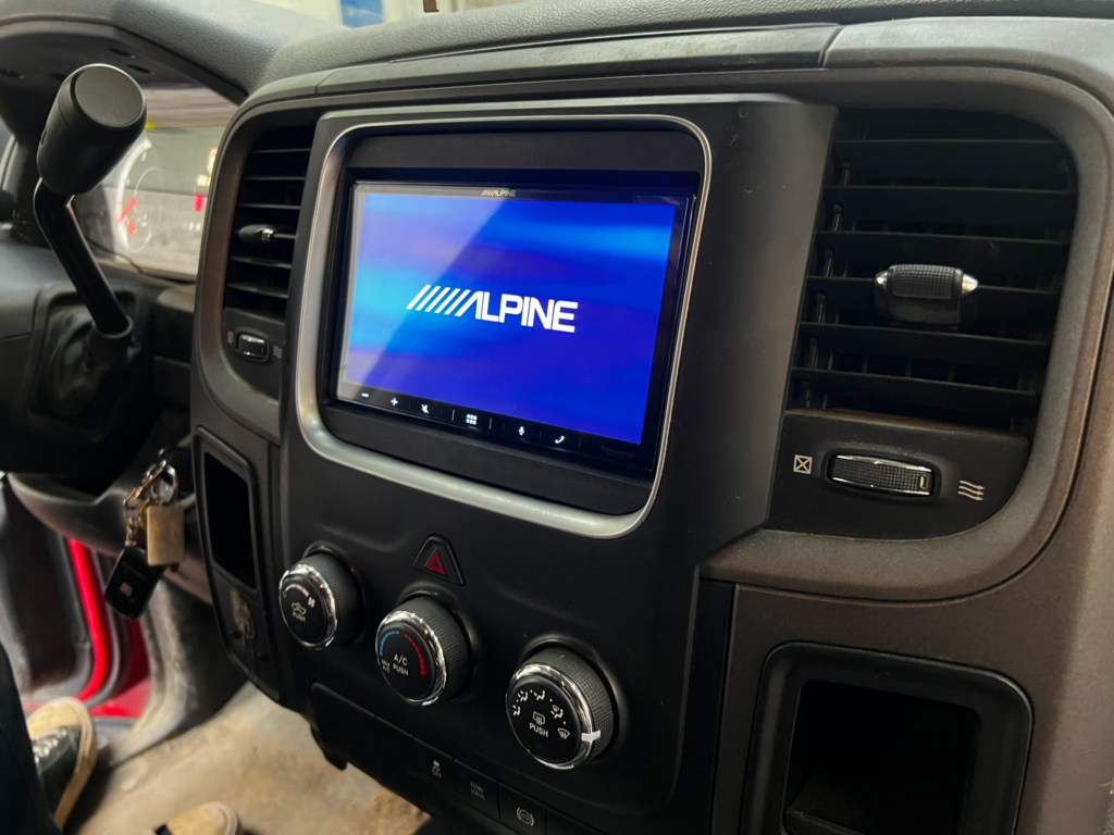alpine-radio-north-lighting-concepts
